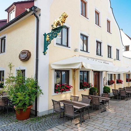 Hotel Zum Loewen Вайсенхорн Экстерьер фото